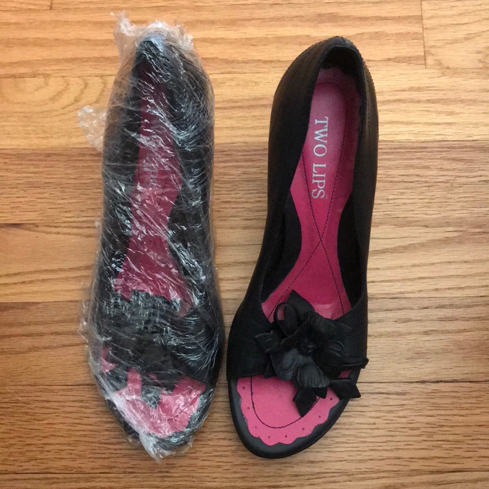 Two Lips Heels